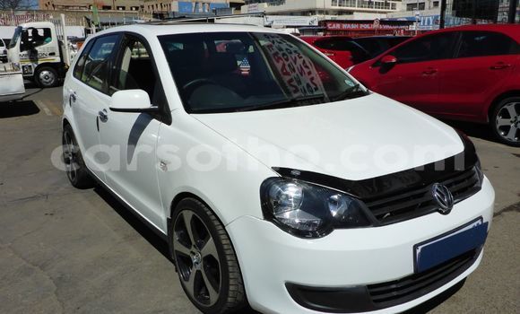اشتري مستعمل Volkswagen Polo White سيارة في Maseru في Maseru اشتري مستعمل Volkswagen Polo White سيارة في Maseru في Maseru