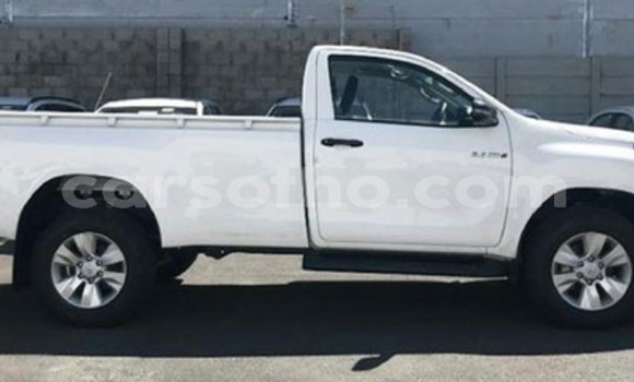 اشتري مستعمل Toyota Hilux White سيارة في Maseru في Maseru اشتري مستعمل Toyota Hilux White سيارة في Maseru في Maseru