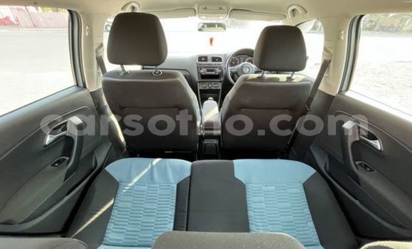 اشتري مستعمل Toyota Corolla White سيارة في Maseru في Maseru اشتري مستعمل Toyota Corolla White سيارة في Maseru في Maseru