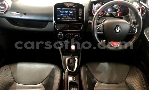 اشتري مستعمل Renault Clio Black سيارة في Maseru في Maseru اشتري مستعمل Renault Clio Black سيارة في Maseru في Maseru