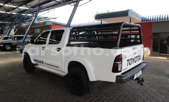 Acheter Occasion Voiture Toyota Hilux Blanc à Maseru, Maseru Acheter Occasion Voiture Toyota Hilux Blanc à Maseru, Maseru