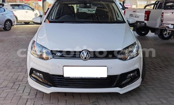 Acheter Occasion Voiture Volkswagen Polo Blanc à Maseru, Maseru Acheter Occasion Voiture Volkswagen Polo Blanc à Maseru, Maseru
