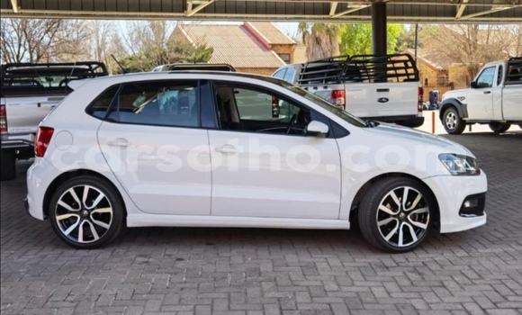 Acheter Occasion Voiture Volkswagen Polo Blanc à Maseru, Maseru Acheter Occasion Voiture Volkswagen Polo Blanc à Maseru, Maseru