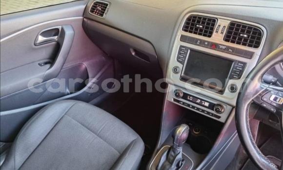 Acheter Occasion Voiture Volkswagen Polo Blanc à Maseru, Maseru Acheter Occasion Voiture Volkswagen Polo Blanc à Maseru, Maseru