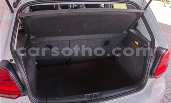 Acheter Occasion Voiture Volkswagen Polo Blanc à Maseru, Maseru Acheter Occasion Voiture Volkswagen Polo Blanc à Maseru, Maseru