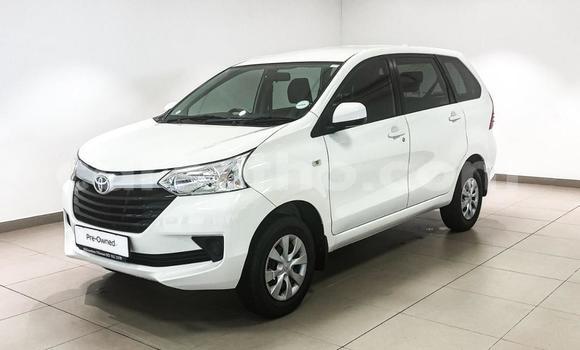 Sayi Na hannu Toyota Avanza White Mota in Maseru a Maseru Sayi Na hannu Toyota Avanza White Mota in Maseru a Maseru