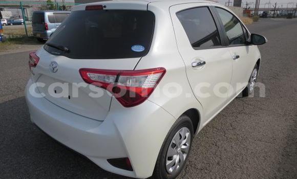 اشتري مستعمل Toyota Vitz White سيارة في Butha–Buthe في Thaba-Tseka اشتري مستعمل Toyota Vitz White سيارة في Butha–Buthe في Thaba-Tseka