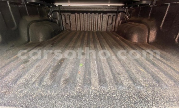 Acheter Occasion Voiture Toyota Hilux Blanc à Thaba–Tseka, Mafeteng Acheter Occasion Voiture Toyota Hilux Blanc à Thaba–Tseka, Mafeteng