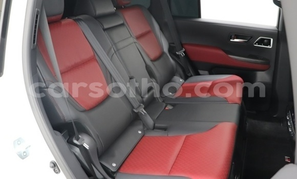اشتري مستعمل Toyota Land Cruiser White سيارة في Maseru في Maseru اشتري مستعمل Toyota Land Cruiser White سيارة في Maseru في Maseru