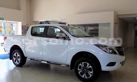 اشتري مستعمل Mazda BT-50 White سيارة في Maseru في Maseru اشتري مستعمل Mazda BT-50 White سيارة في Maseru في Maseru