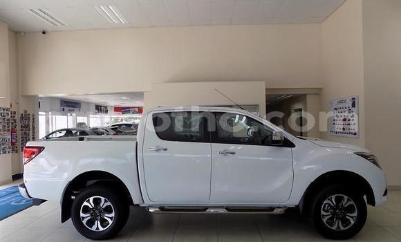اشتري مستعمل Mazda BT-50 White سيارة في Maseru في Maseru اشتري مستعمل Mazda BT-50 White سيارة في Maseru في Maseru