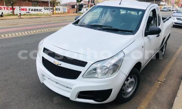 Sayi Na hannu Chevlolet Spin White Mota in Maseru a Maseru Sayi Na hannu Chevlolet Spin White Mota in Maseru a Maseru