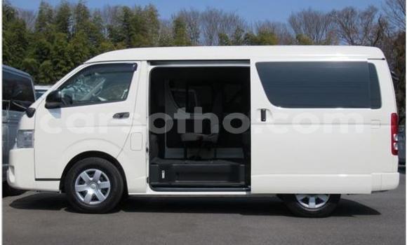 اشتري مستعمل Toyota Hiace White سيارة في Butha Buthe في Butha-Buthe اشتري مستعمل Toyota Hiace White سيارة في Butha Buthe في Butha-Buthe