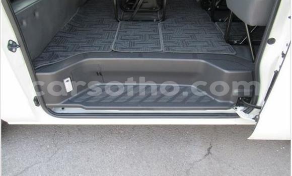 اشتري مستعمل Toyota Hiace White سيارة في Butha Buthe في Butha-Buthe اشتري مستعمل Toyota Hiace White سيارة في Butha Buthe في Butha-Buthe