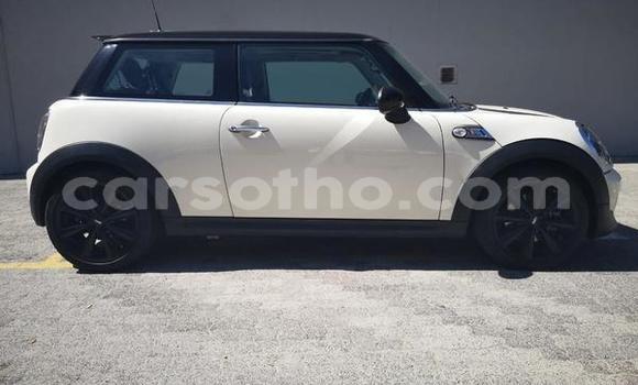 Acheter Occasion Voiture Mini Hatch Autre à Hlotse, Leribe Acheter Occasion Voiture Mini Hatch Autre à Hlotse, Leribe