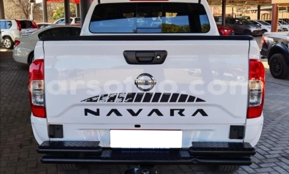 Acheter Occasion Voiture Nissan Navara Blanc à Maputsoe, Leribe Acheter Occasion Voiture Nissan Navara Blanc à Maputsoe, Leribe