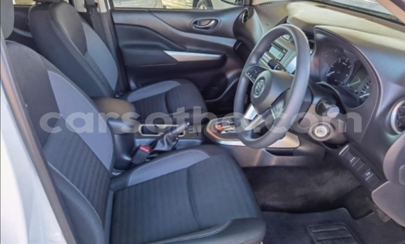 Acheter Occasion Voiture Nissan Navara Blanc à Maputsoe, Leribe Acheter Occasion Voiture Nissan Navara Blanc à Maputsoe, Leribe