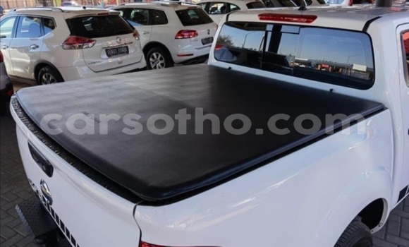 Acheter Occasion Voiture Nissan Navara Blanc à Maputsoe, Leribe Acheter Occasion Voiture Nissan Navara Blanc à Maputsoe, Leribe