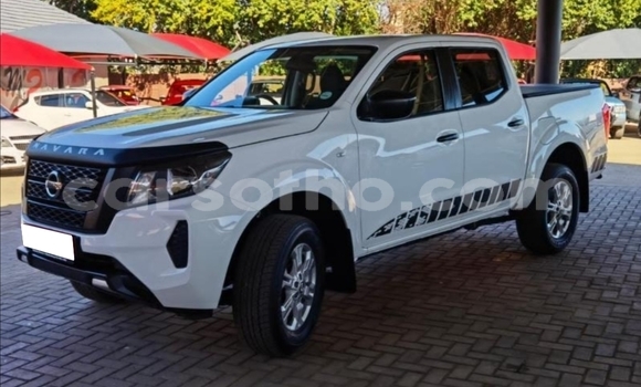 Acheter Occasion Voiture Nissan Navara Blanc à Maputsoe, Leribe Acheter Occasion Voiture Nissan Navara Blanc à Maputsoe, Leribe