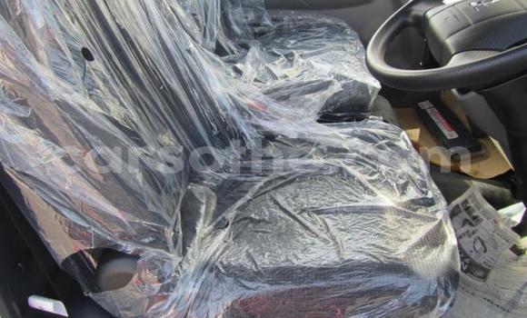 اشتري مستعمل Mitsubishi Van White شاحنة في Maseru في Maseru اشتري مستعمل Mitsubishi Van White شاحنة في Maseru في Maseru