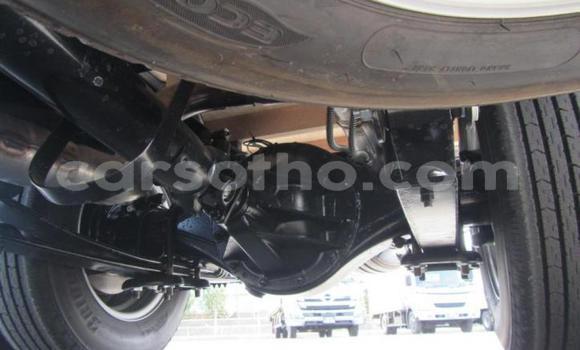 اشتري مستعمل Mitsubishi Van White شاحنة في Maseru في Maseru اشتري مستعمل Mitsubishi Van White شاحنة في Maseru في Maseru