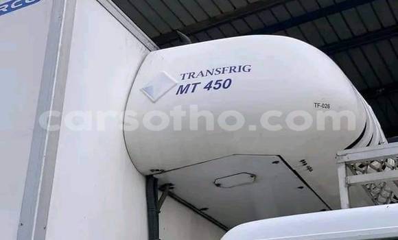 Sayi Na hannu Isuzu FTR 850 White Babbar mota in Maseru a Maseru Sayi Na hannu Isuzu FTR 850 White Babbar mota in Maseru a Maseru