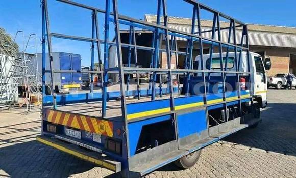 Acheter Occasion Utilitaire Isuzu FTR 850 Blanc à Maseru, Maseru Acheter Occasion Utilitaire Isuzu FTR 850 Blanc à Maseru, Maseru
