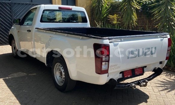 Acheter Occasion Voiture Isuzu D–MAX Blanc à Maseru, Maseru Acheter Occasion Voiture Isuzu D–MAX Blanc à Maseru, Maseru