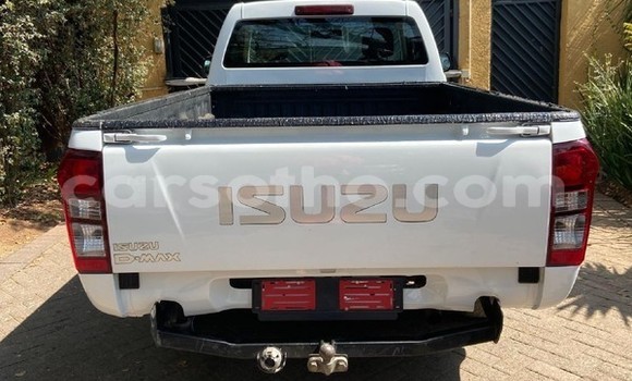 Acheter Occasion Voiture Isuzu D–MAX Blanc à Maseru, Maseru Acheter Occasion Voiture Isuzu D–MAX Blanc à Maseru, Maseru