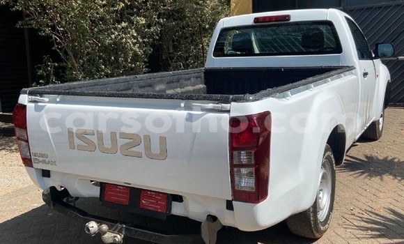 Acheter Occasion Voiture Isuzu D–MAX Blanc à Maseru, Maseru Acheter Occasion Voiture Isuzu D–MAX Blanc à Maseru, Maseru