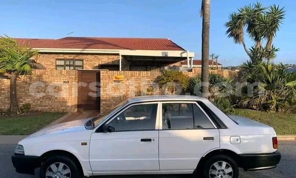 اشتري مستعمل Mazda 323 White سيارة في Maseru في Maseru اشتري مستعمل Mazda 323 White سيارة في Maseru في Maseru