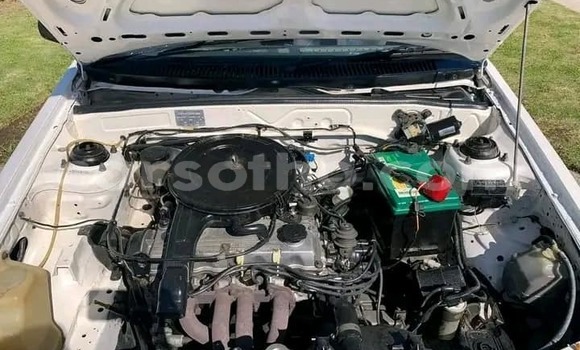 اشتري مستعمل Mazda 323 White سيارة في Maseru في Maseru اشتري مستعمل Mazda 323 White سيارة في Maseru في Maseru