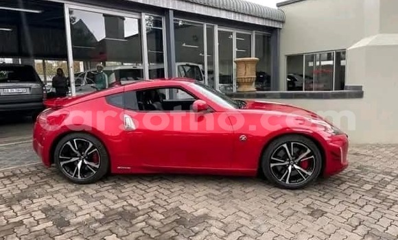 Sayi Na hannu Nissan 370Z Red Mota in Maseru a Maseru Sayi Na hannu Nissan 370Z Red Mota in Maseru a Maseru