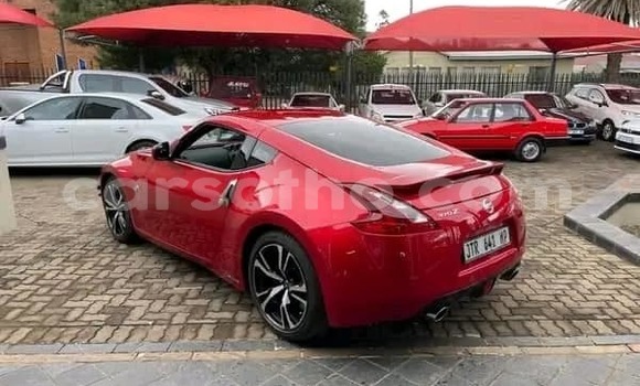 Sayi Na hannu Nissan 370Z Red Mota in Maseru a Maseru Sayi Na hannu Nissan 370Z Red Mota in Maseru a Maseru