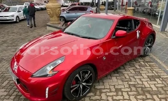 Sayi Na hannu Nissan 370Z Red Mota in Maseru a Maseru Sayi Na hannu Nissan 370Z Red Mota in Maseru a Maseru