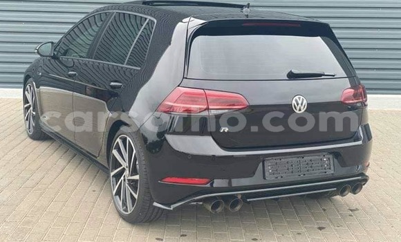 Buy Used Volkswagen Golf R Black Car in Maseru in Maseru Buy Used Volkswagen Golf R Black Car in Maseru in Maseru