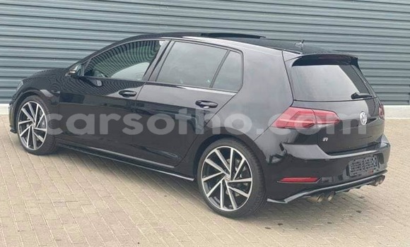 Buy Used Volkswagen Golf R Black Car in Maseru in Maseru Buy Used Volkswagen Golf R Black Car in Maseru in Maseru
