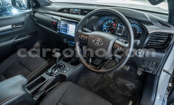 اشتري مستعمل Toyota Hilux White سيارة في Maseru في Maseru اشتري مستعمل Toyota Hilux White سيارة في Maseru في Maseru