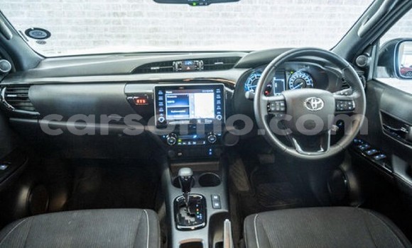 اشتري مستعمل Toyota Hilux White سيارة في Maseru في Maseru اشتري مستعمل Toyota Hilux White سيارة في Maseru في Maseru