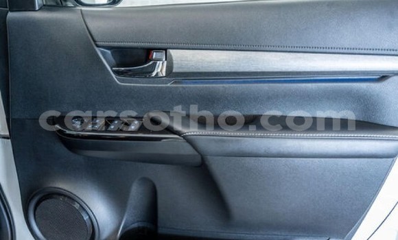 اشتري مستعمل Toyota Hilux White سيارة في Maseru في Maseru اشتري مستعمل Toyota Hilux White سيارة في Maseru في Maseru