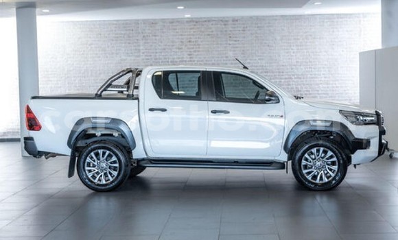 اشتري مستعمل Toyota Hilux White سيارة في Maseru في Maseru اشتري مستعمل Toyota Hilux White سيارة في Maseru في Maseru