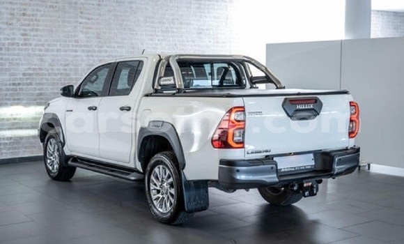 اشتري مستعمل Toyota Hilux White سيارة في Maseru في Maseru اشتري مستعمل Toyota Hilux White سيارة في Maseru في Maseru