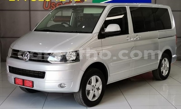 Acheter Occasion Voiture Volkswagen Caravelle Blanc à Maseru, Maseru