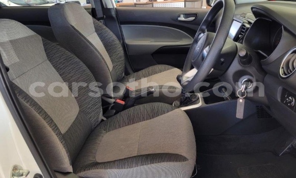 Acheter Occasion Voiture Kia Pregio Blanc à Butha Buthe, Butha-Buthe Acheter Occasion Voiture Kia Pregio Blanc à Butha Buthe, Butha-Buthe