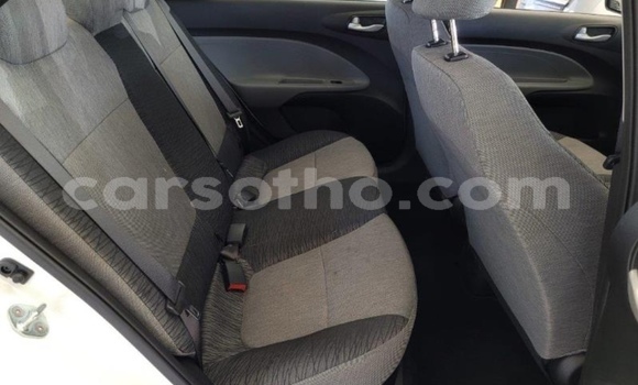 Acheter Occasion Voiture Kia Pregio Blanc à Butha Buthe, Butha-Buthe Acheter Occasion Voiture Kia Pregio Blanc à Butha Buthe, Butha-Buthe