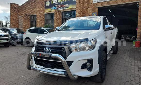 Acheter Occasion Voiture Toyota Hilux Blanc à Maseru, Maseru
