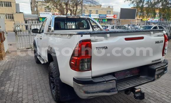 اشتري مستعمل Toyota Hilux White سيارة في Maseru في Maseru اشتري مستعمل Toyota Hilux White سيارة في Maseru في Maseru