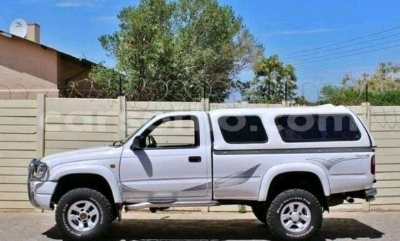 Acheter Occasion Voiture Toyota Hilux Blanc à Maseru, Maseru Acheter Occasion Voiture Toyota Hilux Blanc à Maseru, Maseru