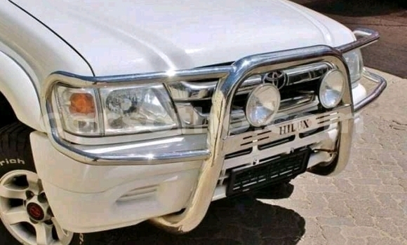 Acheter Occasion Voiture Toyota Hilux Blanc à Maseru, Maseru Acheter Occasion Voiture Toyota Hilux Blanc à Maseru, Maseru