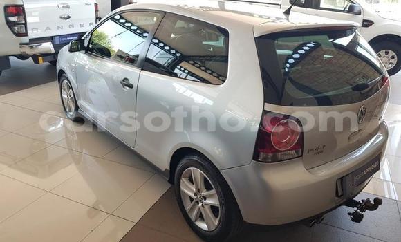 Sayi Na hannu Volkswagen Polo Silver Mota in Maseru a Maseru Sayi Na hannu Volkswagen Polo Silver Mota in Maseru a Maseru